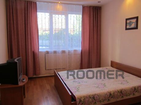 Просторная 3-х комн кв-ра в Центре, Краснодар - квартира посуточно