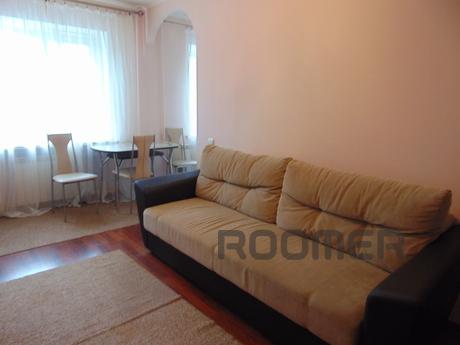 2 bedroom apartment with large bathroom, Волгоград - квартира подобово