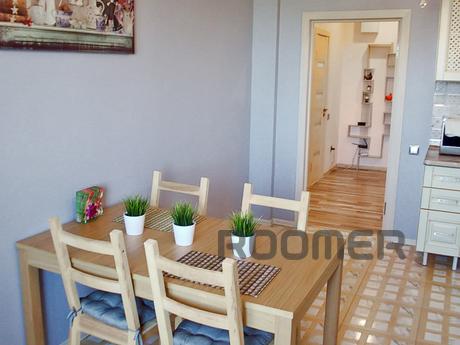 Modern 3-bedroom apartment in the center of Voronezh, in a n