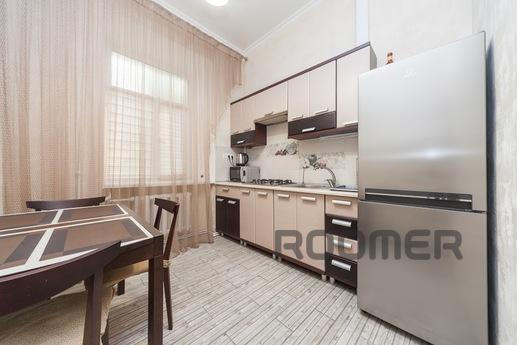 Center Apartment Deribasovskay10 all new, Odessa - apartment by the day
