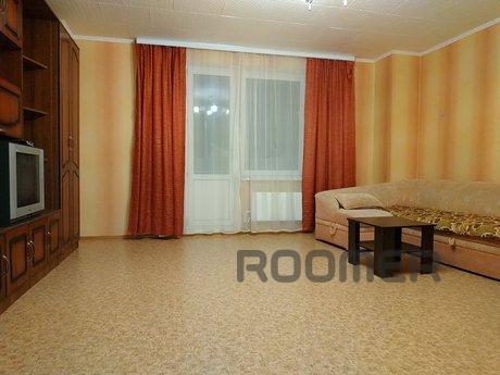 Large bright apartment, Voronezh - apartment by the day