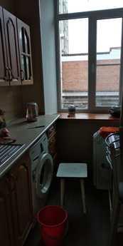 2 bedroom apartment on Gorky, Rostov-on-Don - apartment by the day