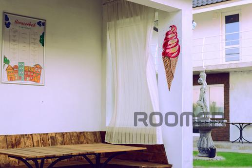 Guest house invites you to rest, Chernomorsk (Illichivsk) - apartment by the day