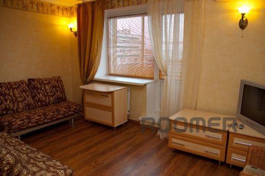 Gorgeous one bedroom apartment, Krasnoyarsk - apartment by the day