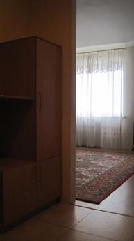 Clean apartment in a new tr., Veliky Novgorod - apartment by the day