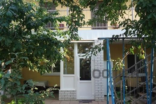 Комфортабельные номера на берегу Азовско, Бердянск - квартира посуточно