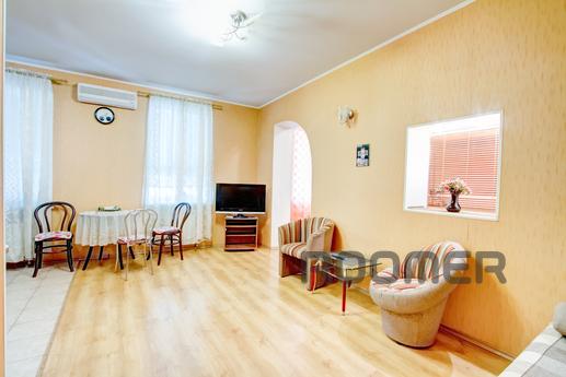 Rent 1k. Alexander Ave. / Greek, Odessa - apartment by the day