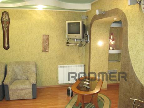 Cozy apartment with designer renovation, Zaporizhzhia - apartment by the day
