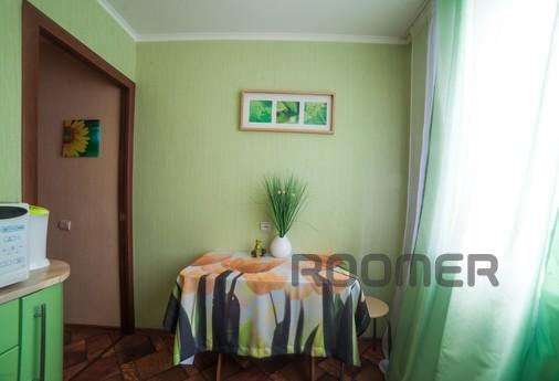 Warm apartment Shaumyana 86, Yekaterinburg - apartment by the day