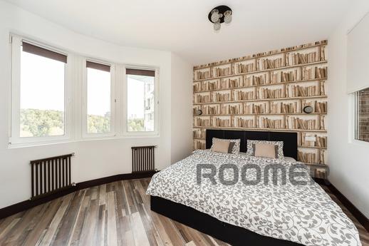 Квартира на 12-м этаже 23-этажного жилого дома в 15 минутах 