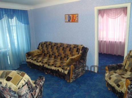 cozy 2-bedroom apartment in the center, Zaporizhzhia - apartment by the day