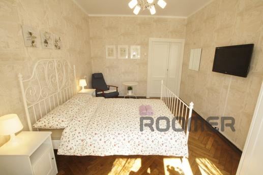 Сдаются посуточно комнаты у Невского, Санкт-Петербург - квартира посуточно