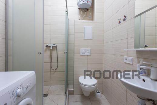 New apartment in an elite new building, Kharkiv - apartment by the day