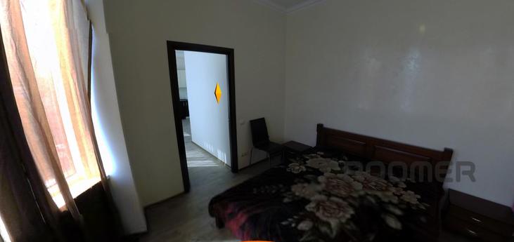 2 bedroom apartment on Genuezska Str., Odessa - apartment by the day