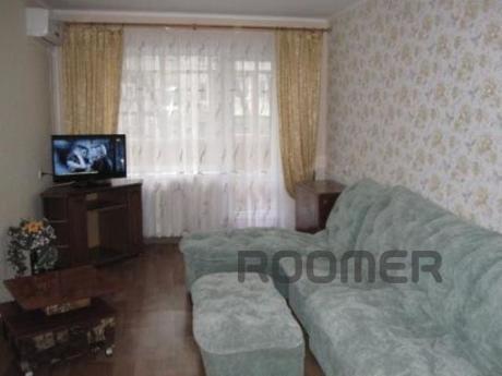 2 bedroom apartment for rent in Kerch, Kerch - apartment by the day