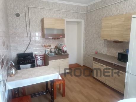 Кімнати в маленькому будинку без господаря, Берегово - квартира подобово