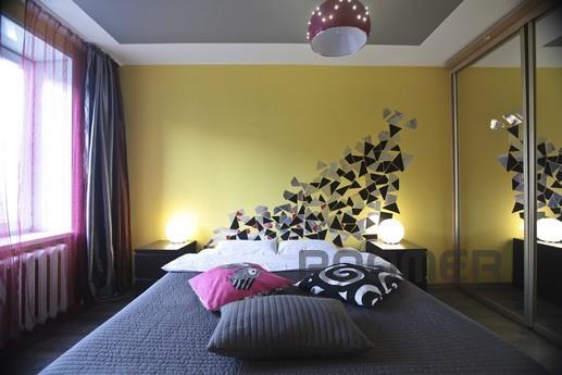 Яркая 3-комнатная  на Белорусской (027), Москва - квартира посуточно