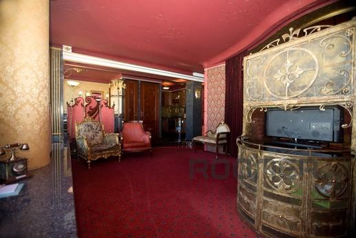 Шикарные апартаменты на Арбатской (078), Москва - квартира посуточно