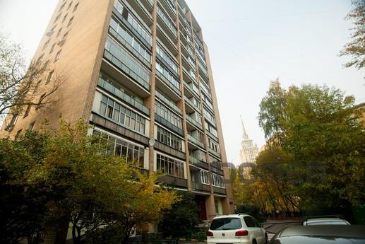 Comfortable 3-bedroom apartment, Москва - квартира подобово