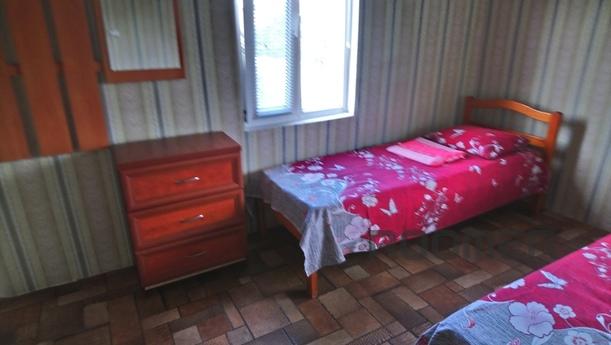 «У Валентины» - мини-гостиница, Бердянск - квартира посуточно
