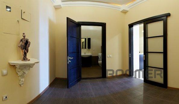 2х кімн. квартира в Аркадійський палаці, Одеса - квартира подобово