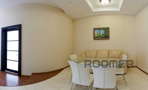 2х кімн. квартира в Аркадійський палаці, Одеса - квартира подобово