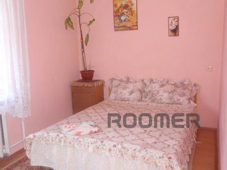 Rent one-room apartment in the center-rent. Furnished-TV-fri