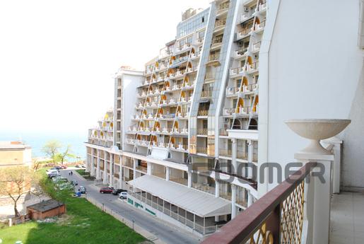 Near the Sea - 250 m, Odessa - apartment by the day