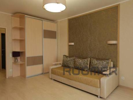 Cozy one bedroom apartment with excellent repair in the city