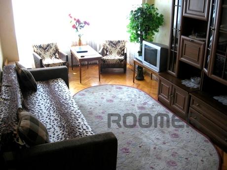 2 bedroom cozy stay in a quiet city center location offers l