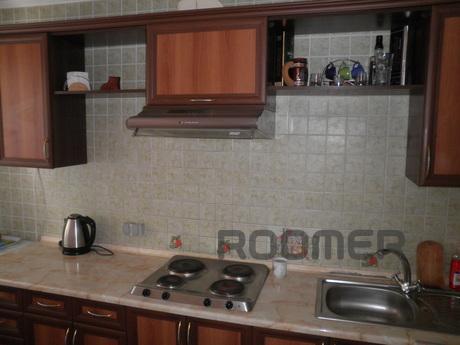 2-bedroom apartment near the sea, Alushta - apartment by the day