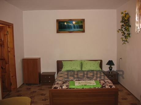 I rent my 1-on. square in Sudak close to, Sudak - apartment by the day