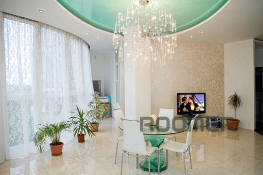 Luxury Penthouse views of the sea, Arcad, Odessa - apartment by the day