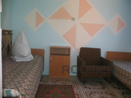 Недорогой отдых в Межводном (Крым), Черноморское - квартира посуточно