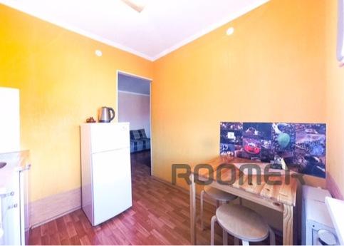 1 room for rent. m. Railway station / CE, Yekaterinburg - apartment by the day
