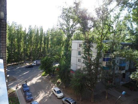 One-roomed apartment in the city center, Балаково - квартира подобово