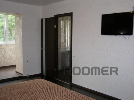 LUXURY APARTMENT, Mykolaiv - apartment by the day