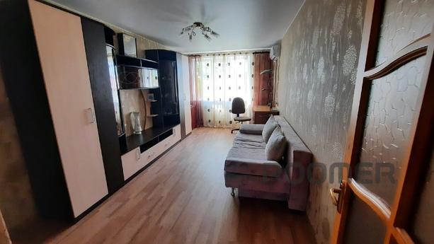 Rent an apartment by the day. All amenities: TV, wi-fi, air 