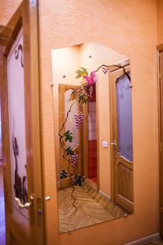 ЦЕНТР МІСТА романтичні апартаменти WI-FI, Львов - квартира посуточно