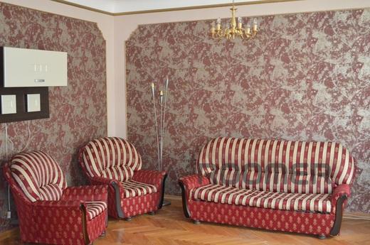 Квартира в Центрі Волгограда, Волгоград - квартира подобово