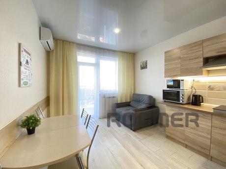 Cozy apartment with a terrace in Bely Dv, Сочі - квартира подобово