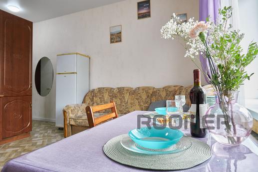 Studio apartment in the center, Sevastopol - apartment by the day