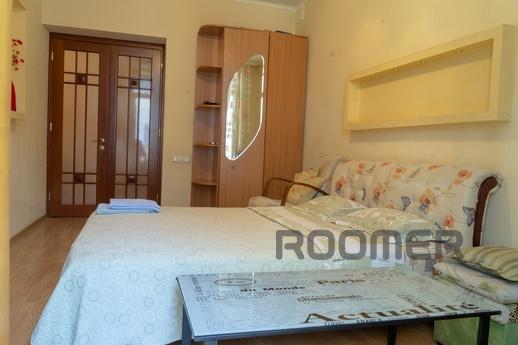 One bedroom on the Greek Sq., 5 seats, Odessa - apartment by the day