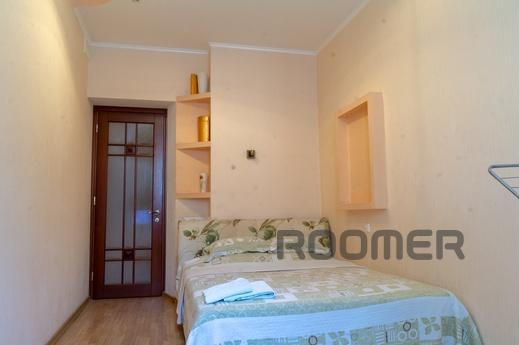 One bedroom on the Greek Sq., 5 seats, Odessa - apartment by the day