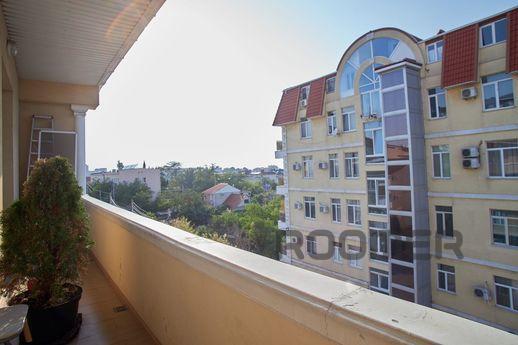 2-кімнатна квартира на Пожарова, Севастополь - квартира подобово