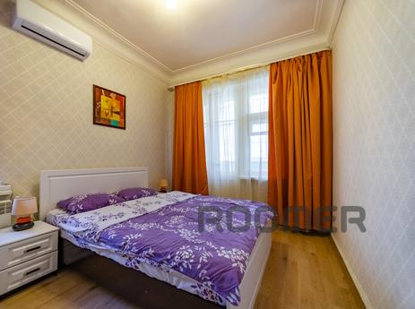 Двухкомнатная квартира в центре города, Севастополь - квартира посуточно