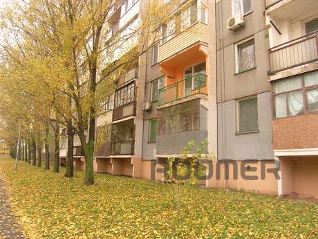 SHORT! Rent 2-com. m. EUROPEAN-QUALITY R, Krivoy Rog - apartment by the day