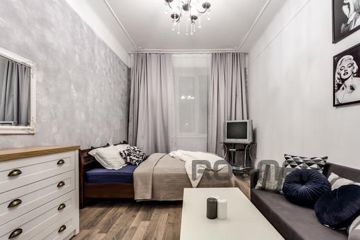 Apartment with designer renovation. Mozhe rozm_stitisya 8 os