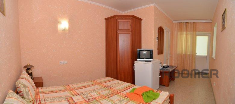 Olenevka Crimea for rent, Chornomorskoe - apartment by the day