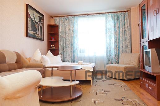 This comfortable one-room flat is situated near several metr